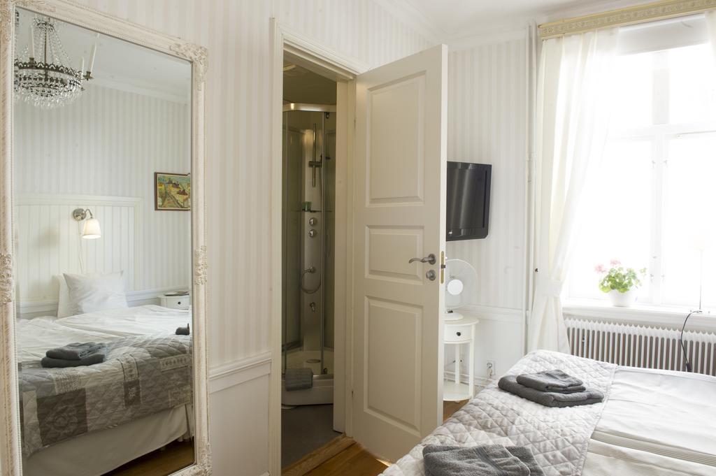 Lilla Hotellet I Nora Eksteriør billede