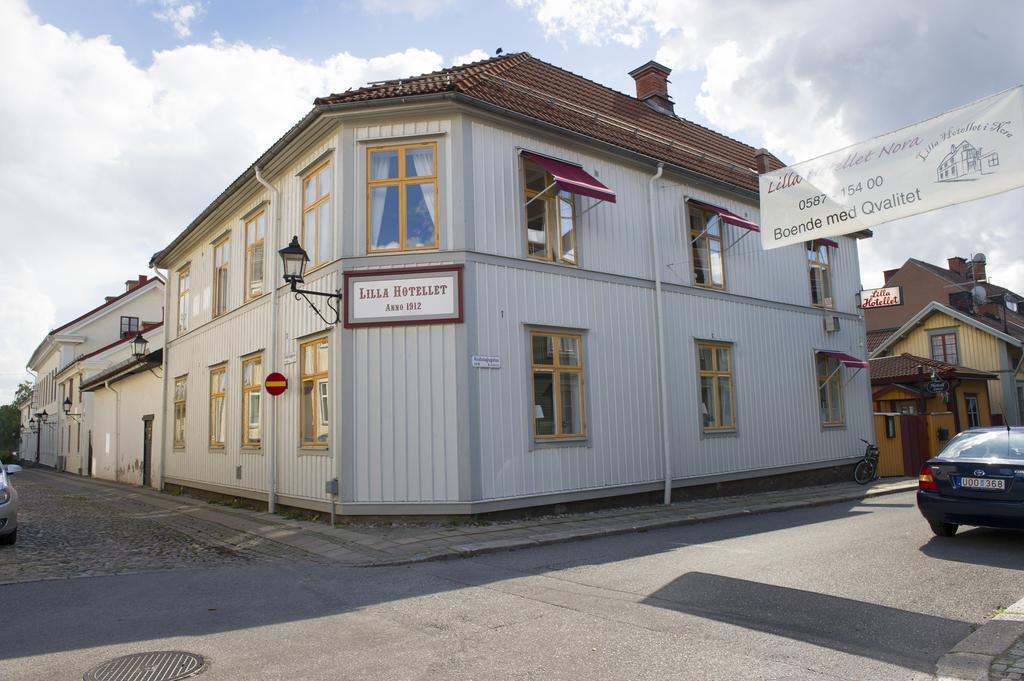 Lilla Hotellet I Nora Eksteriør billede